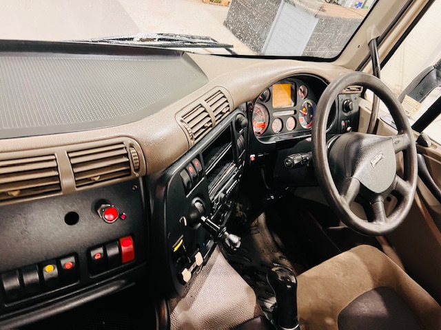 DAF CF85 410 8×4 Day Cab Hookloader Manual