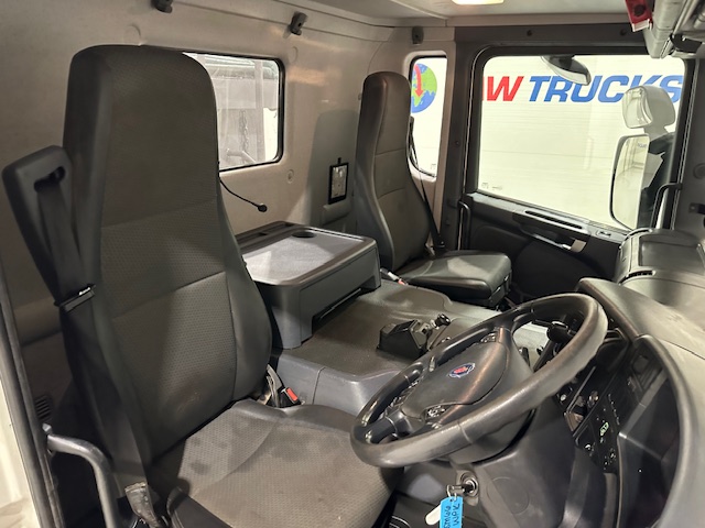 Scania P370 8×4 Day Cab Tipper