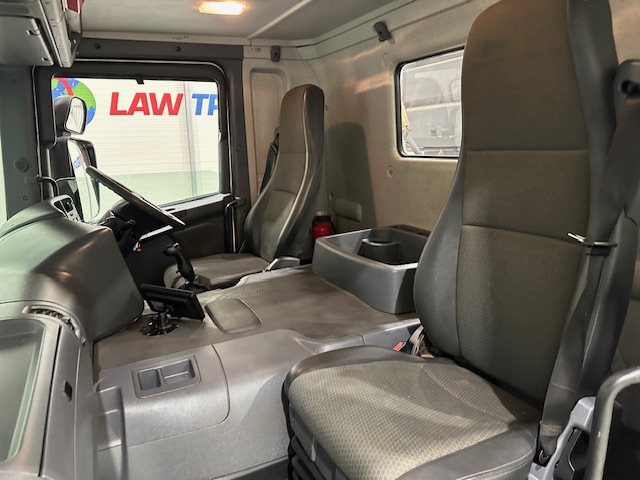 Scania P370 8×4 Day Cab Tipper Manual
