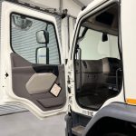 DAF LF 250 Sleeper Cab Curtainsider - thumbnail