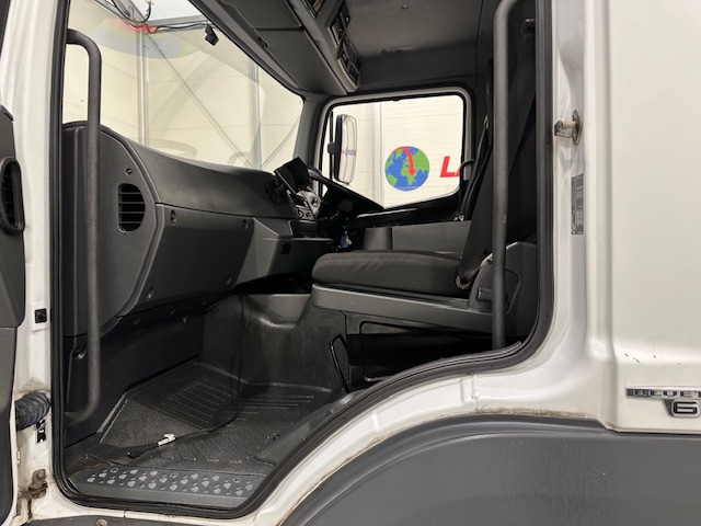Mercedes Atego 1524 Day Cab Box Van