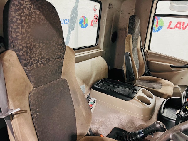 DAF CF85 410 8×4 Day Cab Hookloader Manual