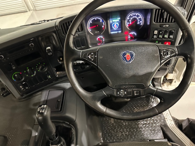 Scania P370 8×4 Day Cab Tipper