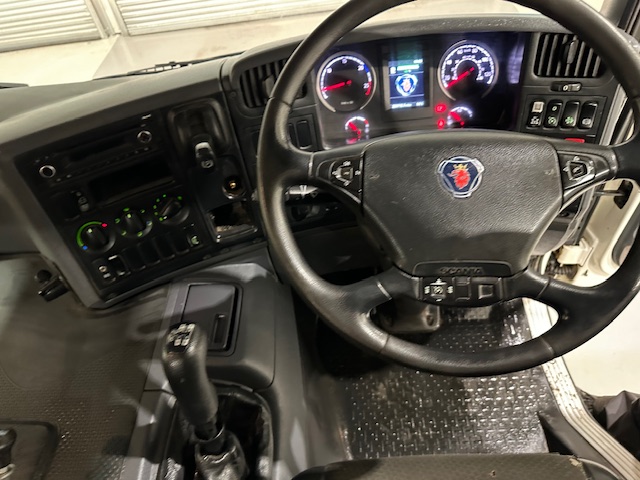 Scania P370 8×4 Day Cab Tipper