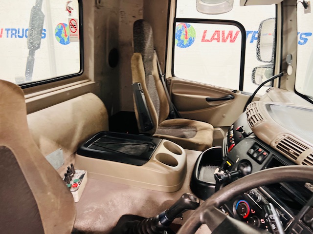 DAF CF85 410 8×4 Day Cab Hookloader Manual