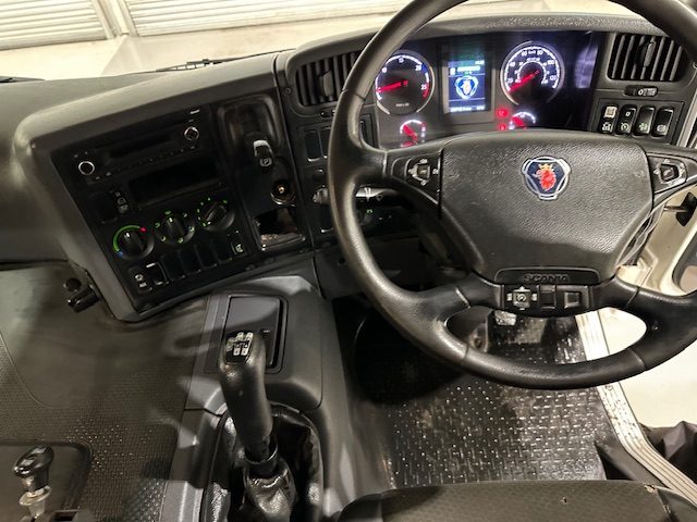 Scania P370 8×4 Day Cab Tipper