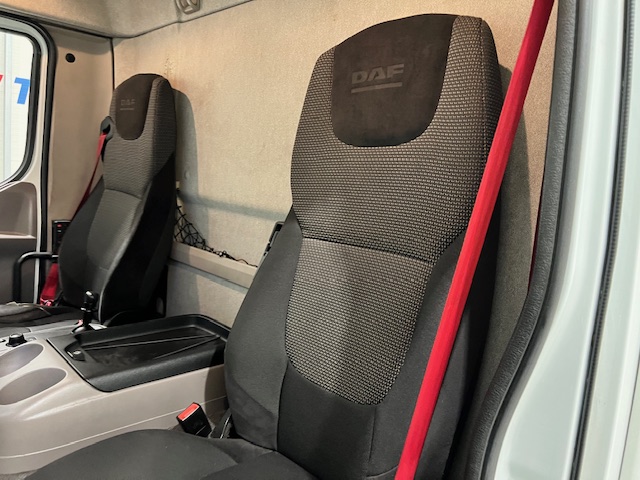 DAF LF 220 Day Cab Fridge Box