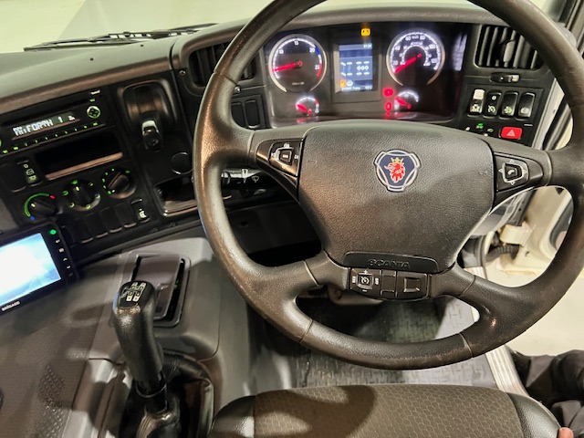 Scania P370 8×4 Day Cab Tipper