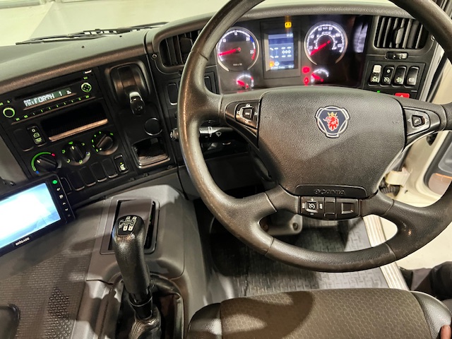 Scania P370 8×4 Day Cab Tipper