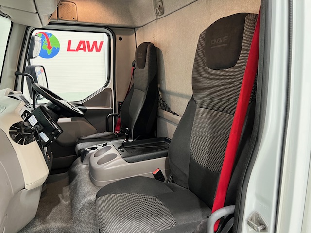 DAF LF 220 Day Cab Fridge Box