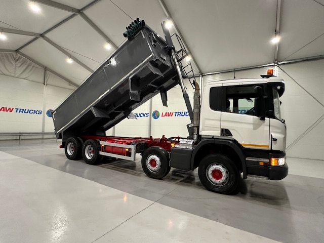 Scania P370 8×4 Day Cab Tipper