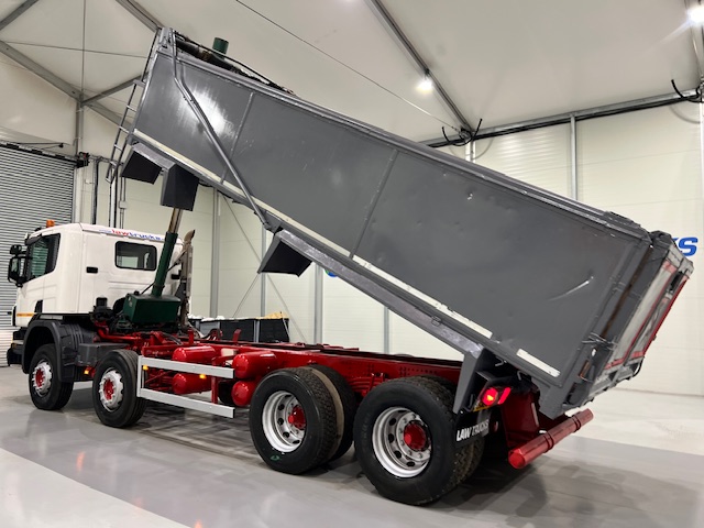 Scania P370 8×4 Day Cab Tipper