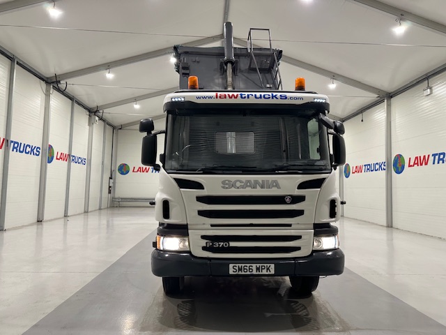 Scania P370 8×4 Day Cab Tipper