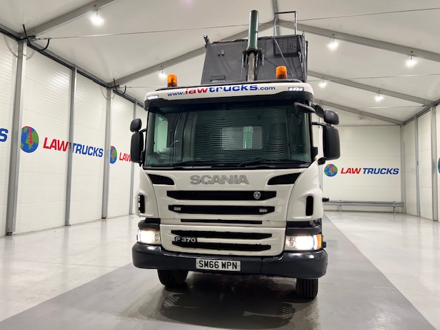 Scania P370 8×4 Day Cab Tipper