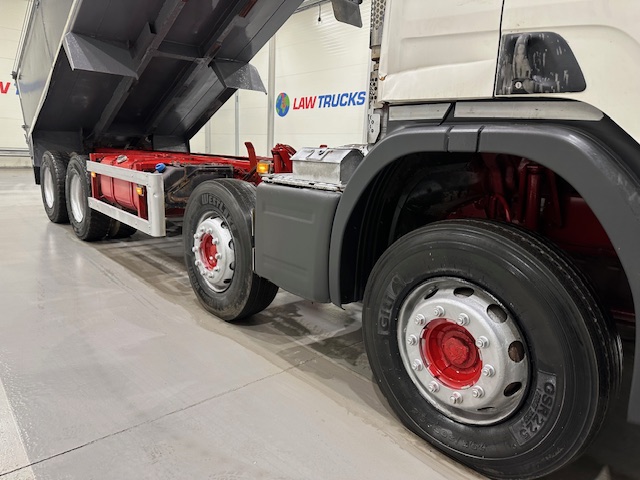 Scania P370 8×4 Day Cab Tipper
