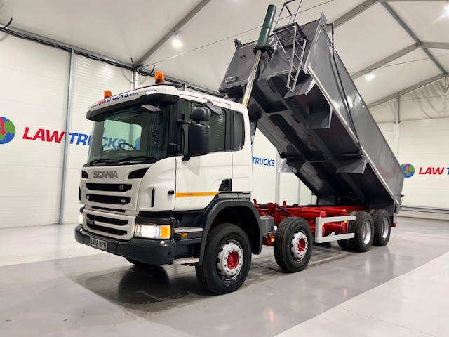 Scania P370 8×4 Day Cab Tipper