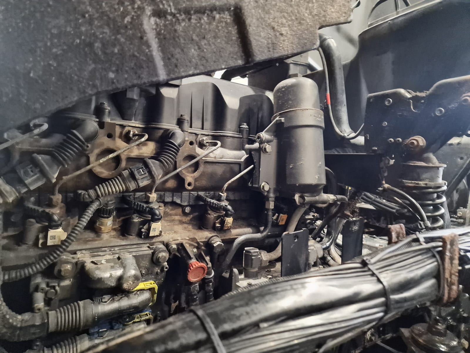 DAF CF85 410 8×4 Day Cab Hookloader Manual