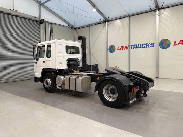 Volvo FL10 320 4×2 Sleeper Cab Tractor Unit