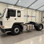 Volvo FL10 320 4×2 Sleeper Cab Tractor Unit - thumbnail