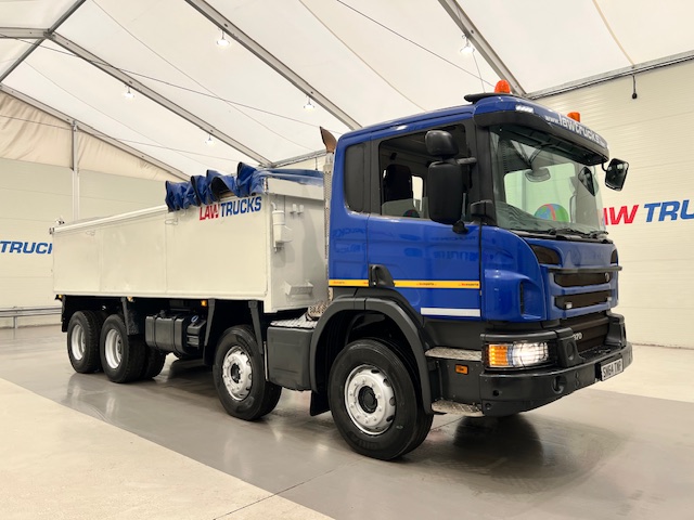 Scania P370 8×4 Rest Cab Tipper Manual