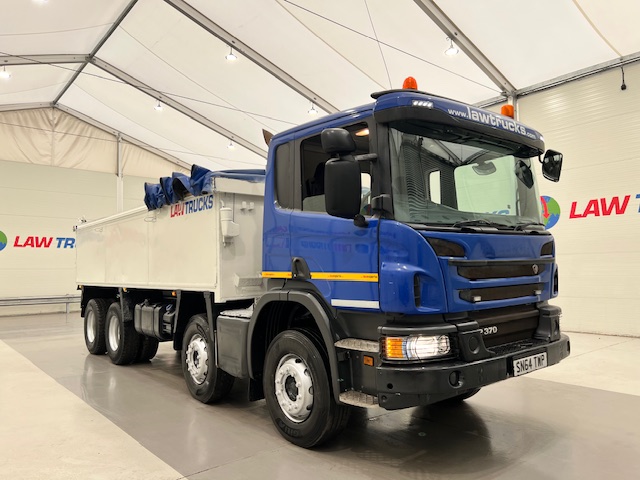 Scania P370 8×4 Rest Cab Tipper Manual