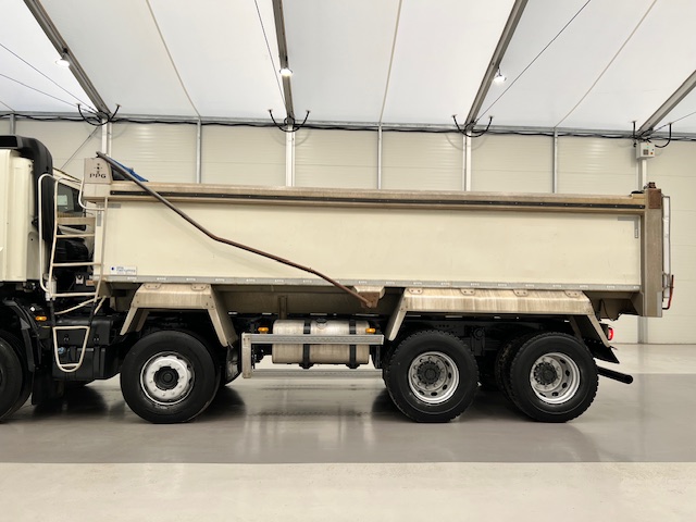 DAF CF 400 8×4 Day Cab Tipper