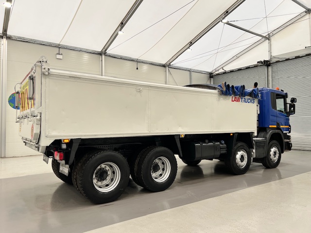 Scania P370 8×4 Rest Cab Tipper Manual