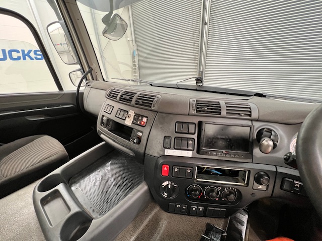 DAF CF 400 8×4 Day Cab Tipper