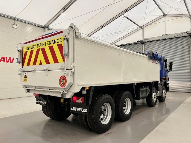 Scania P370 8×4 Rest Cab Tipper Manual