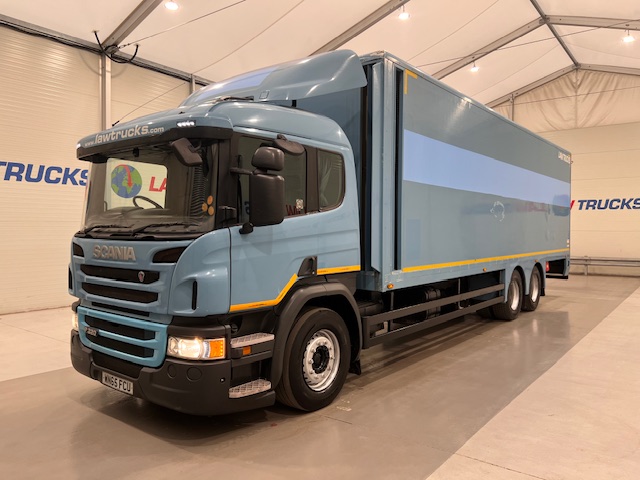 Scania P320 6×2 10 Tyre Rear Lift Insulated Box Van