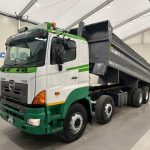 Hino 3241 700 8×4 Sleeper Cab Steel Tipper - thumbnail
