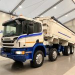 Scania P410 8×4 Rest Cab Tipper Manual - thumbnail