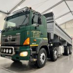 Hino 3241 700 8×4 Sleeper Cab Steel Tipper - thumbnail