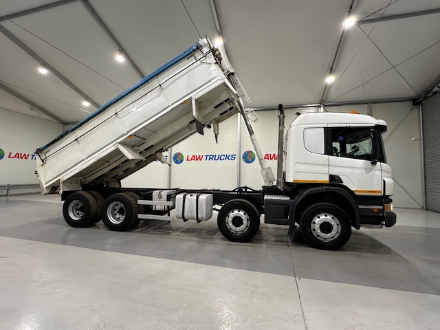 Scania P400 8×4 Sleeper Cab Tipper Manual