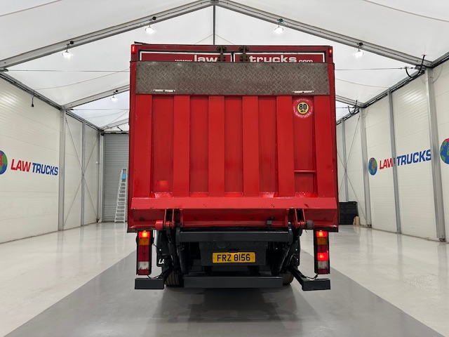 Mercedes Axor 2529 6×2 Rear Lift Day Cab Box Van