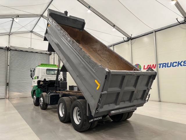Hino 3241 700 8×4 Sleeper Cab Steel Tipper