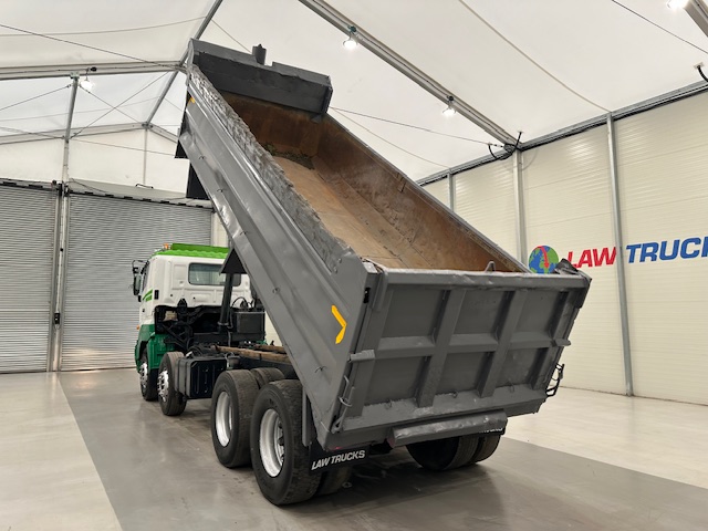 Hino 3241 700 8×4 Sleeper Cab Steel Tipper
