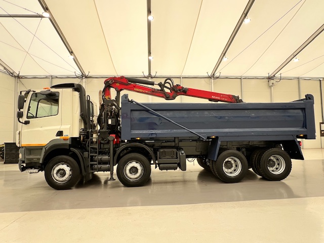 DAF CF85 410 8×4 Day Cab Steel Tipper Grab