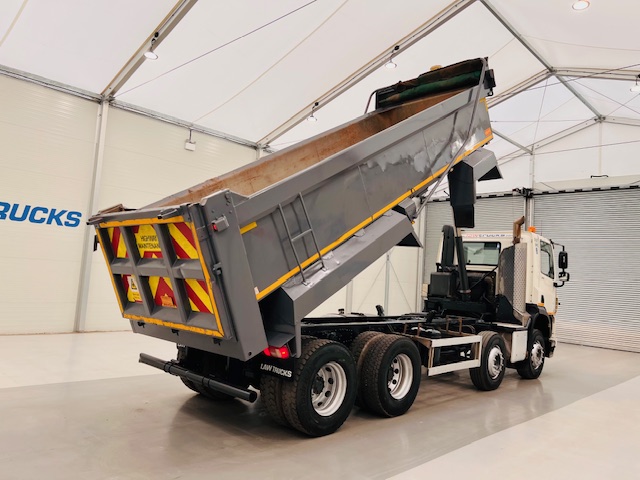 DAF CF 400 8×4 Day Cab Tipper