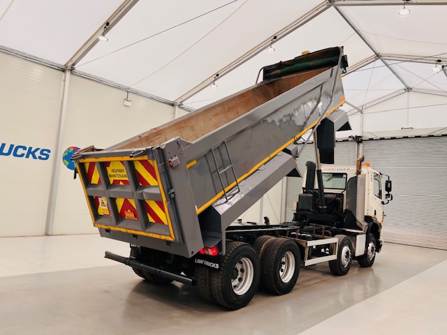 DAF CF 400 8×4 Day Cab Tipper