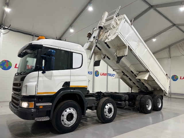 Scania P400 8×4 Sleeper Cab Tipper Manual