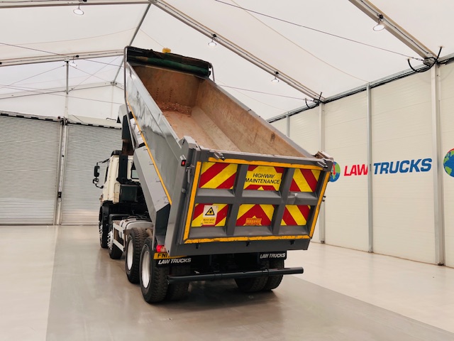 DAF CF 400 8×4 Day Cab Tipper