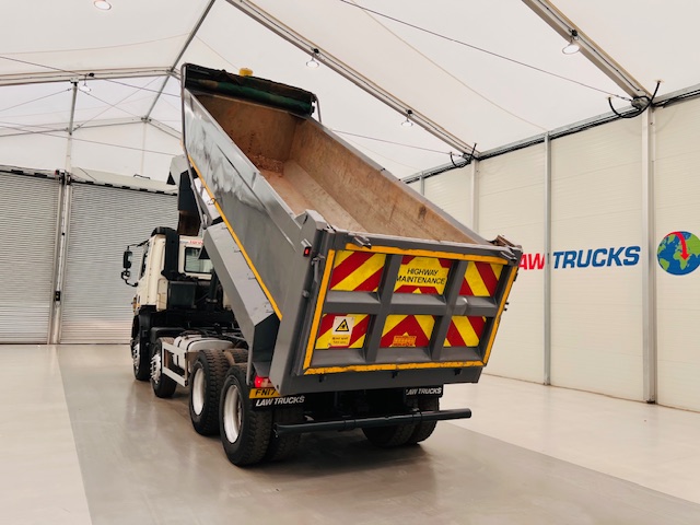 DAF CF 400 8×4 Day Cab Tipper