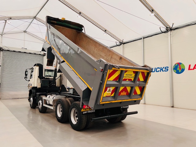 DAF CF 400 8×4 Day Cab Tipper