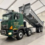 Hino 3241 700 8×4 Sleeper Cab Steel Tipper - thumbnail