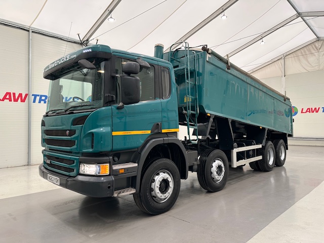 Scania P360 8×4 Rest Cab Tipper Manual