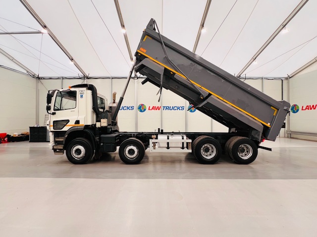 DAF CF 400 8×4 Day Cab Tipper