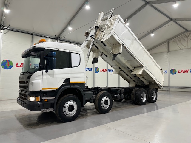 Scania P400 8×4 Sleeper Cab Tipper Manual