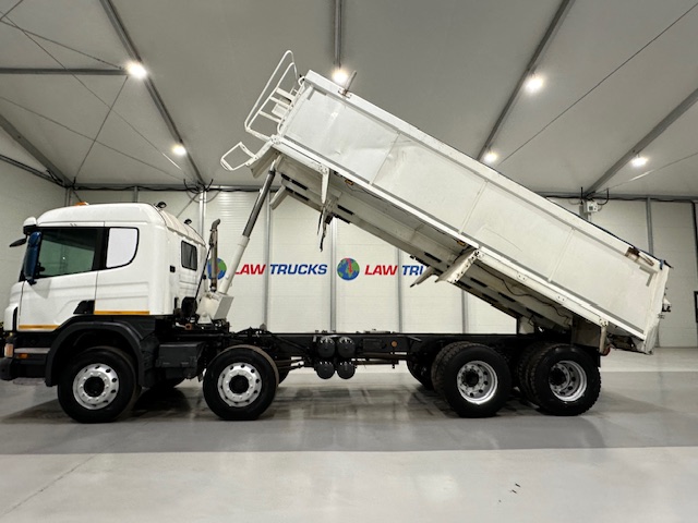 Scania P400 8×4 Sleeper Cab Tipper Manual