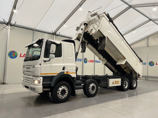DAF CF85 360 8×4 Sleeper Cab Tipper Manual